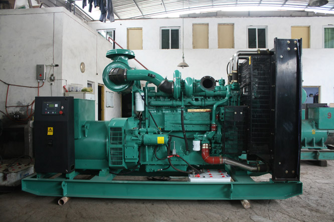 蓝田环保无噪音：租用静音发电机组，为环境和耳朵双重保驾护航